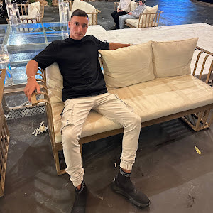 אוריאל יעקב  - תמונה