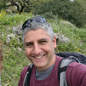 זיו סופר