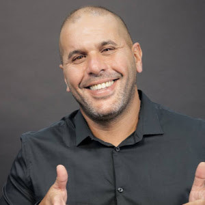 אלינור ברדוגו - תמונה אלינור ברדוגו - תמונה