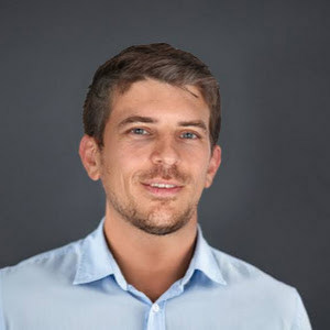 Tom - תמונה Tom - תמונה