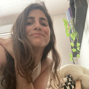 דנה פ - תמונה דנה פ - תמונה