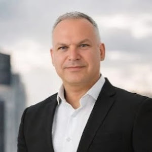 Guy Azar - תמונה