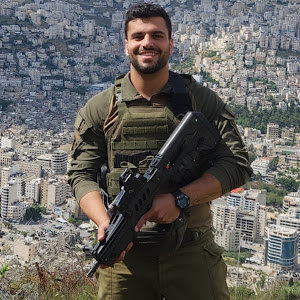 אורי דמארי - תמונה אורי דמארי - תמונה